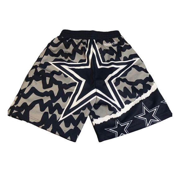 Mitchell & Ness Dallas Cowboys Jumbotron Sublimated Shorts Men’s Size Medium - Picture 2 of 5